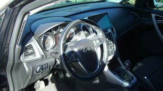 Opel Astra 2011 1,4 TURBO 140HP-thumb-10