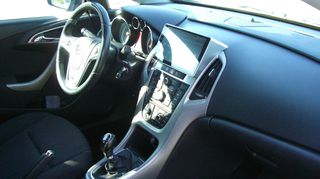 Opel Astra 2011 1,4 TURBO 140HP-thumb-11