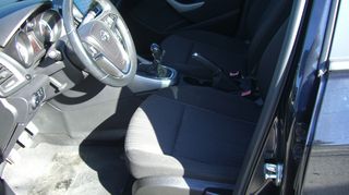 Opel Astra 2011 1,4 TURBO 140HP-thumb-12