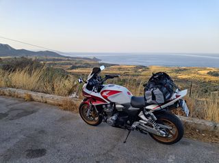Honda CB 1300S 2007 Classic-thumb-1
