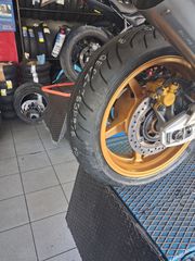 Honda CB 1300S 2007 Classic-thumb-6