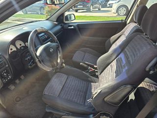 Opel Astra 2001-thumb-9