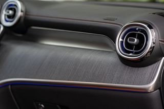 Mercedes-Benz GLC 300 2023 DE 4MATIC AMG Line-thumb-16