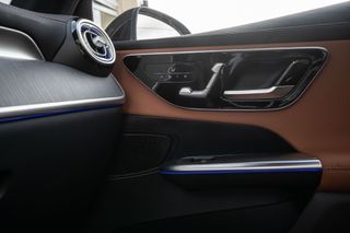 Mercedes-Benz GLC 300 2023 DE 4MATIC AMG Line-thumb-15