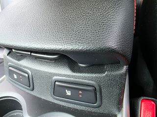 Renault Kadjar 2017 BOSE BLACK EDITION-thumb-25