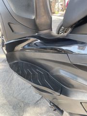 Piaggio Beverly 300 2024 DEEP BLACK-thumb-7
