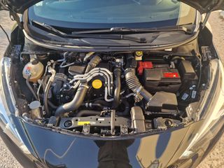 Nissan Micra 2018 1.5 DCI TEKNA-thumb-11