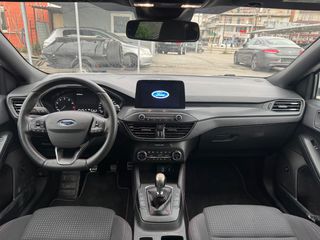 Ford Focus 2018 ST-LINE-thumb-10