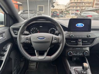 Ford Focus 2018 ST-LINE-thumb-11