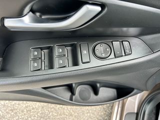 Hyundai i 30 2022 ΑΥΤΟΜΑΤΟ 998cc 120ps-thumb-37