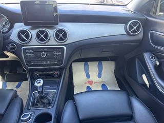 Mercedes-Benz CLA 180 2015 URBAN PACK-thumb-15