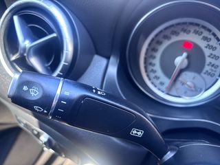 Mercedes-Benz CLA 180 2015 URBAN PACK-thumb-27