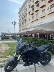Bajaj Dominar 400 2025-thumb-1