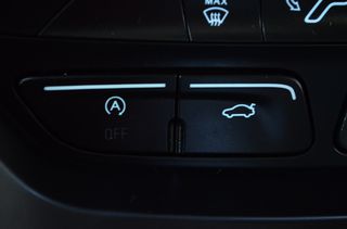 Ford C-Max 2015 1000cc Titanium Panorama 125Hp-thumb-18