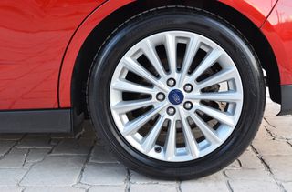 Ford C-Max 2015 1000cc Titanium Panorama 125Hp-thumb-21