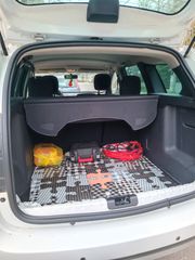 Dacia Duster 2011-thumb-9