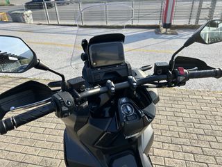 Honda ADV 350 2026 Ετοιμοπαράδοτο Δώρο προστατευτικά κάγκελα και προβ ομίχλ-thumb-9