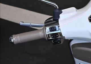 Vespa Primavera 125 2026 S 30 ATOKEΣ + ΔΩΡΟ ΑΞΕΣΟΥΑΡ ΑΞΙΑΣ 537€-thumb-6