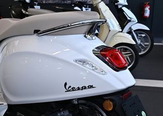 Vespa Primavera 125 2026 S 30 ATOKEΣ + ΔΩΡΟ ΑΞΕΣΟΥΑΡ ΑΞΙΑΣ 537€-thumb-7