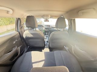 Peugeot 2008 2021 PURETECH 100 ACTIVE-thumb-12