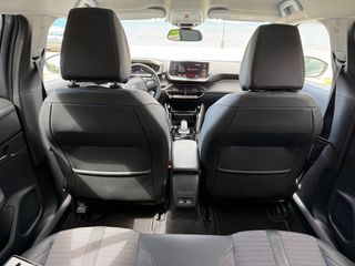 Peugeot 2008 2021 ALLURE PLUS 1,5 130HP-thumb-12