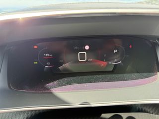 Peugeot 2008 2021 ALLURE PLUS 1,5 130HP-thumb-22