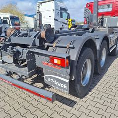 Ανατρεπόμενο Για Containers Με Βραχίονες Volvo 2007 fm400-thumb-17