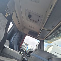 Ανατρεπόμενο Για Containers Με Βραχίονες Volvo 2007 fm400-thumb-29