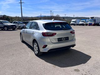 Kia Ceed / cee'd 2022 Vision 1.6 CRDi Mild Hybrid 48V (MHEV)-thumb-15