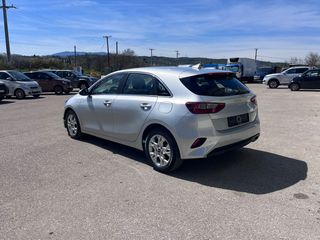 Kia Ceed / cee'd 2022 Vision 1.6 CRDi Mild Hybrid 48V (MHEV)-thumb-16