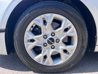 Kia Ceed / cee'd 2022 Vision 1.6 CRDi Mild Hybrid 48V (MHEV)-thumb-21