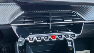 Peugeot 2008 2025 1.2 PURETECH 102 style-thumb-15