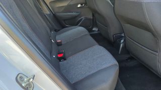 Peugeot 2008 2025 1.2 PURETECH 102 style-thumb-29