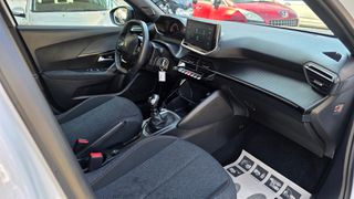 Peugeot 2008 2025 1.2 PURETECH 102 style-thumb-30