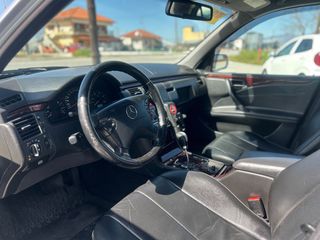 Mercedes-Benz E 270 2002-thumb-8