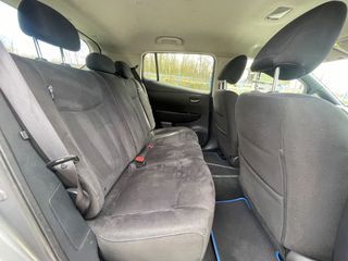 Nissan Leaf 2017 Navi camera-thumb-17