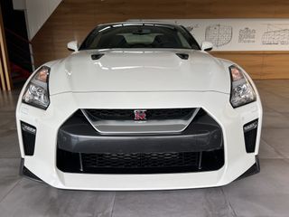 Nissan GT-R 2020 R35