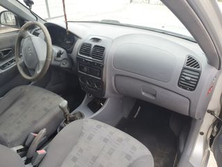 Hyundai Accent 2004 FULL EXTRA 1.3 βενζίνη αέριο-thumb-9
