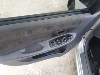 Hyundai Accent 2004 FULL EXTRA 1.3 βενζίνη αέριο-thumb-13
