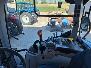 Τρακτέρ New Holland 2020 T 7.165S-thumb-8