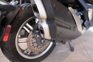 Piaggio Beverly 400 2025 BEVERLY 400 HPE-thumb-10