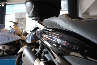 Piaggio Beverly 400 2025 BEVERLY 400 HPE-thumb-19