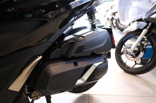 Piaggio Beverly 400 2025 BEVERLY 400 HPE-thumb-21