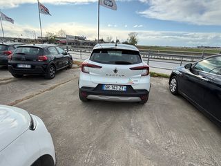 Renault Captur 2022 HYBRID E-TECH-thumb-5