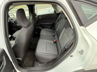 Renault Captur 2022 HYBRID E-TECH-thumb-12