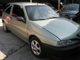 Alfa Romeo Alfa 145 1994-thumb-3
