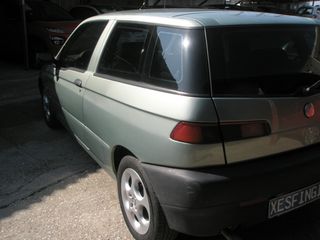 Alfa Romeo Alfa 145 1994-thumb-4