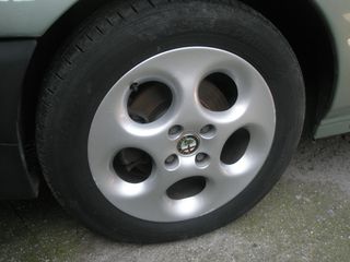 Alfa Romeo Alfa 145 1994-thumb-12