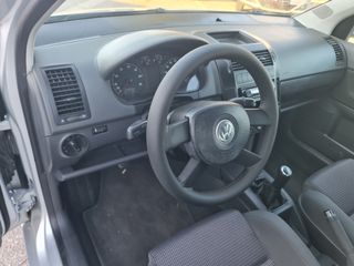 Volkswagen Polo 2003 1.4 16V 101PS-thumb-10