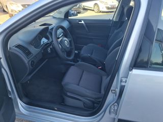 Volkswagen Polo 2003 1.4 16V 101PS-thumb-9
